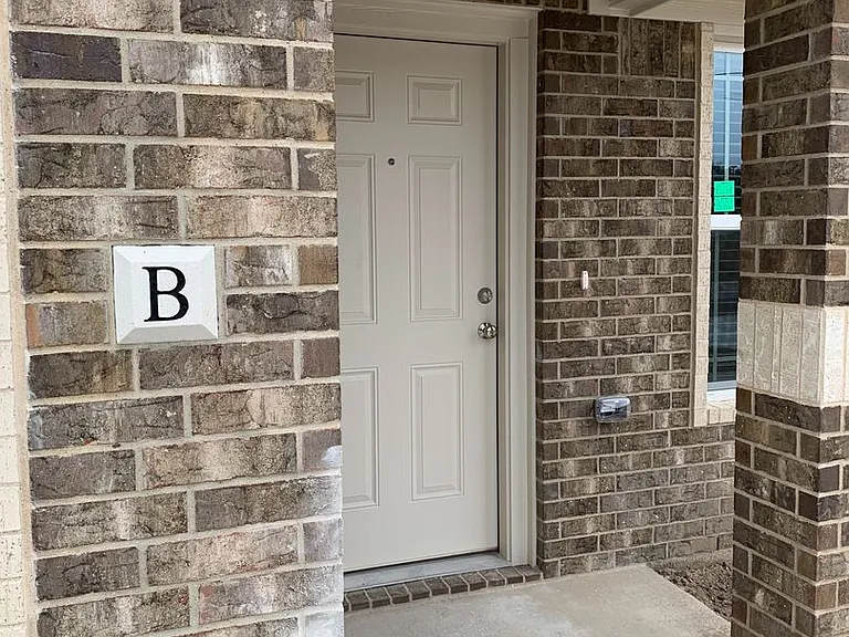 2432 FM 1113 — Photo 2