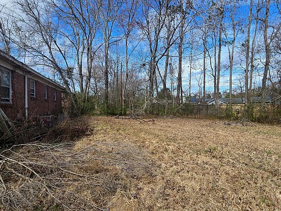 2nd image of 421 Sarah Dr