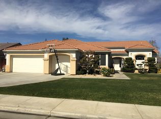 12702 Monterey Beach Dr, Bakersfield, CA 93311