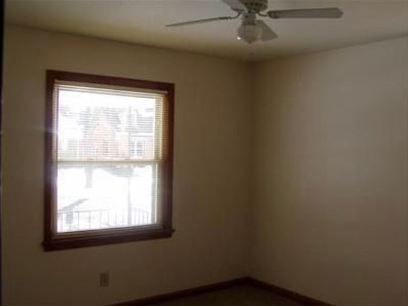 5th image of 8816 Morton Ave