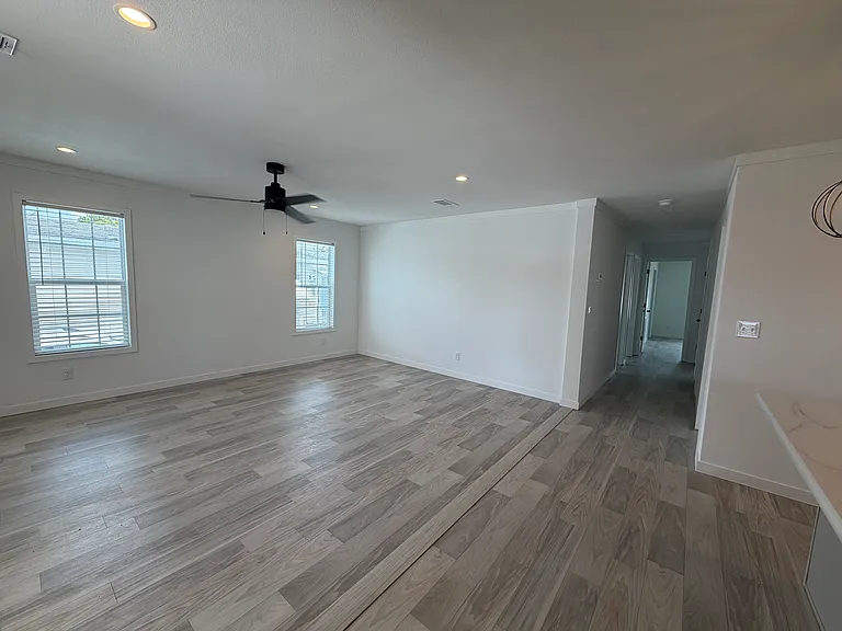 500 Carriage Cove Way — Photo 34