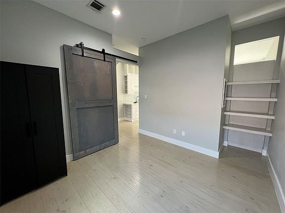 5th image of 1708 Winter St #C