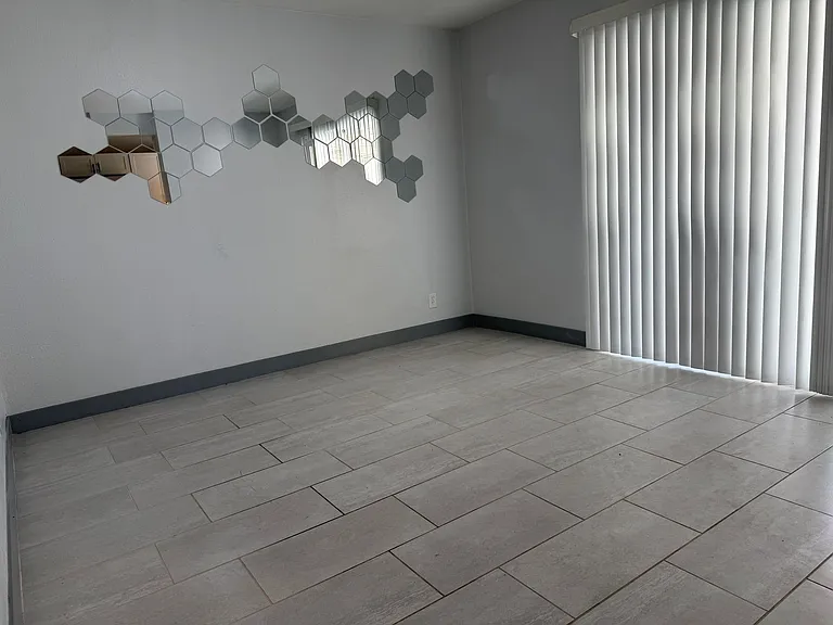 200 Ramsey St — Photo 8