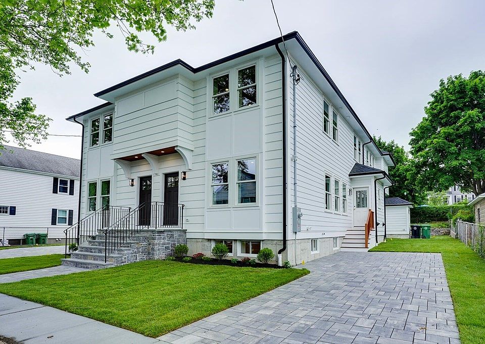 1st image of 26 Loomis Ave #26
