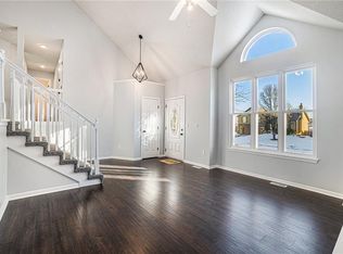 15914 S Sunset St, Olathe, KS 66062