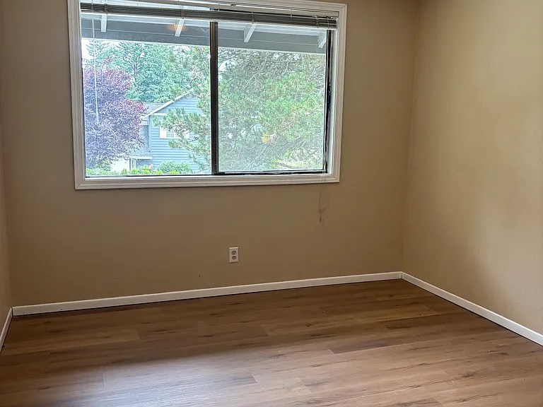 3144 NW Kent St — Photo 18