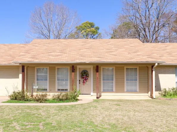 602 Oakland Dr, Natchitoches, LA 71457