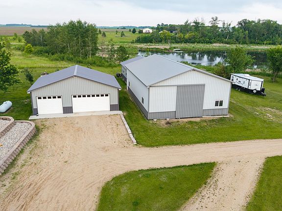 4th image of 30736 Twin Lakes Rd