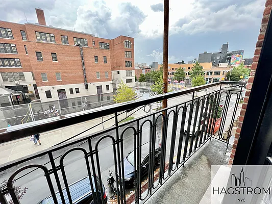 Rented by Hagstrom Management Inc | media 83