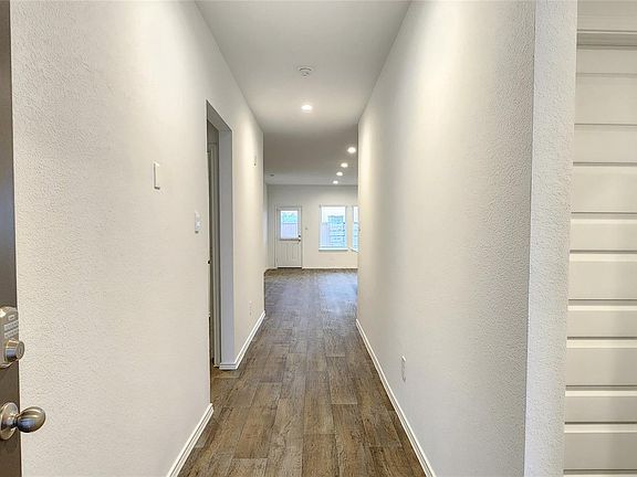 4th image of 3610 Lanercost Ln