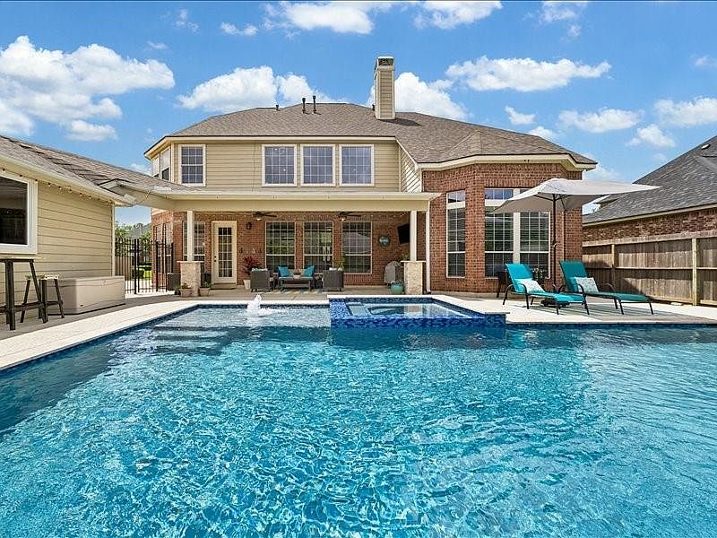 1st image of 9007 Avebury Stone Cir
