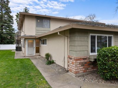 5105 Connecticut Dr APT 2, Sacramento, CA, 95841