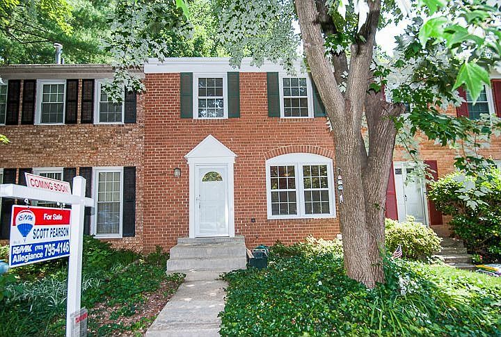 1st image of 9479 Cloverdale Ct