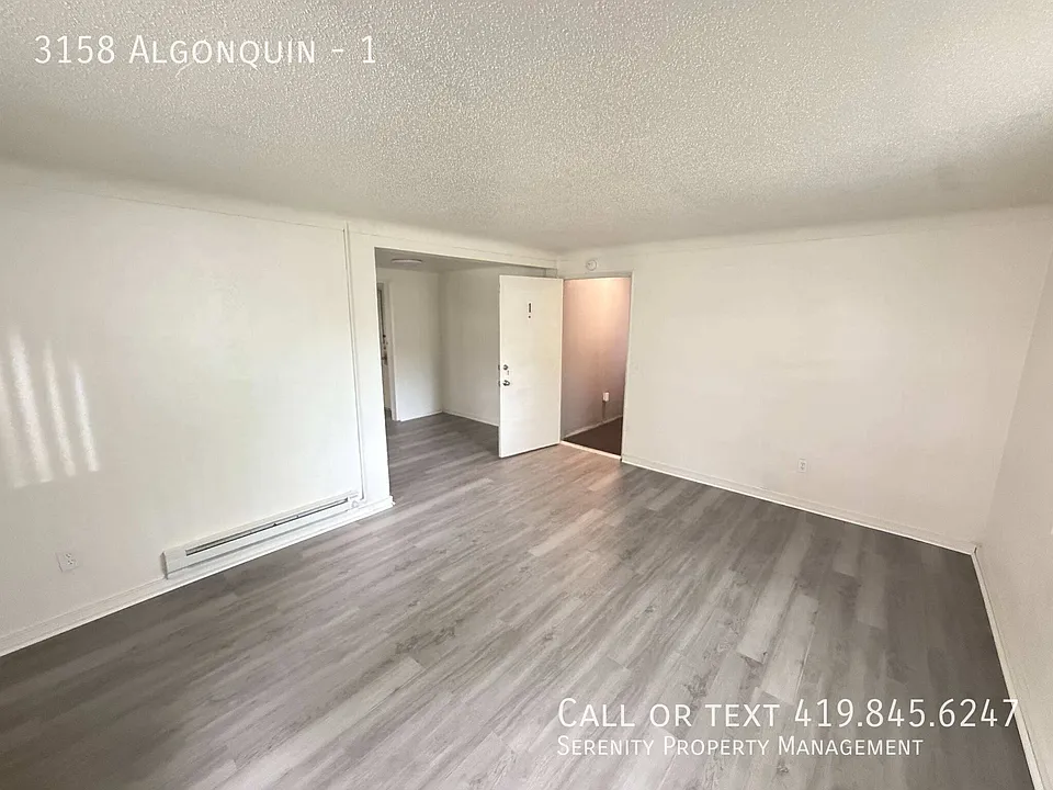 3158 Algonquin Pkwy #1