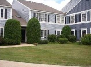 613 Springbrook Cir, Portsmouth, NH 03801