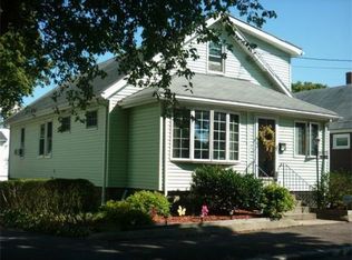18 Davis St, Malden, MA 02148