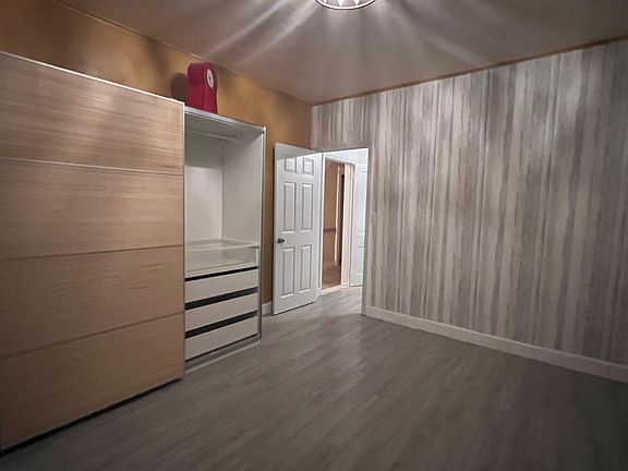 4th image of 12-15 120th St Floor 2