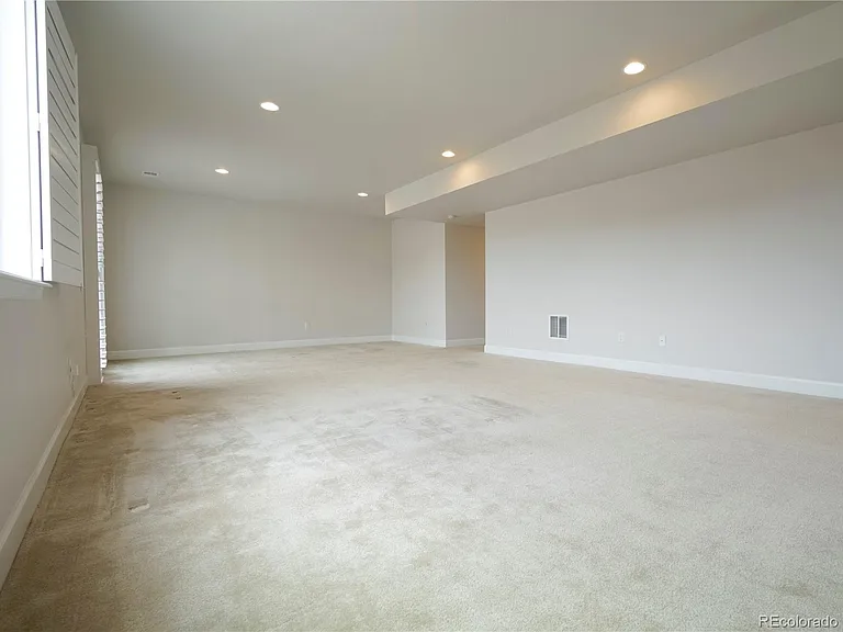 6782 Petunia Pl — Photo 21