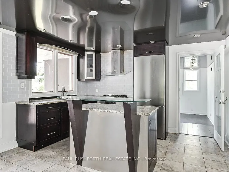 10 Cedar Rd — Photo 14