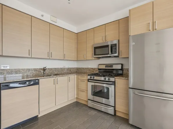 125 West 31st Street image 1 of 21