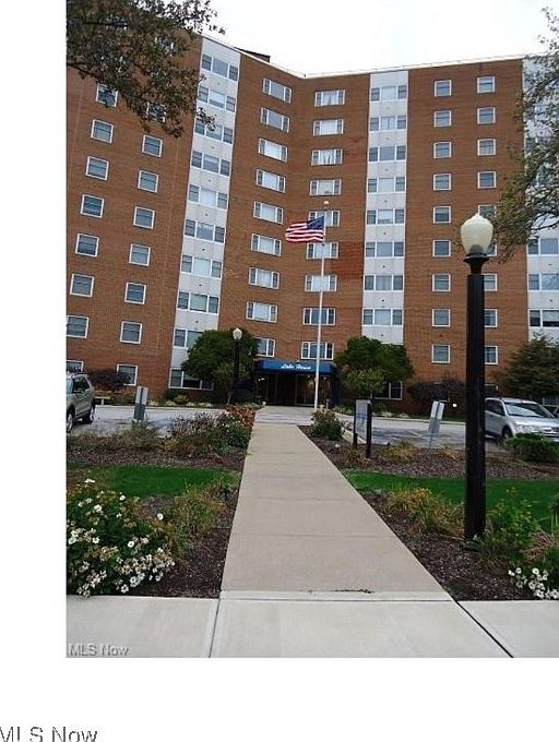 1st image of 11850 Edgewater Dr APT 801