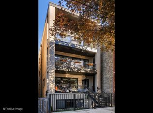 1446 W Chestnut St #2, Chicago, IL
