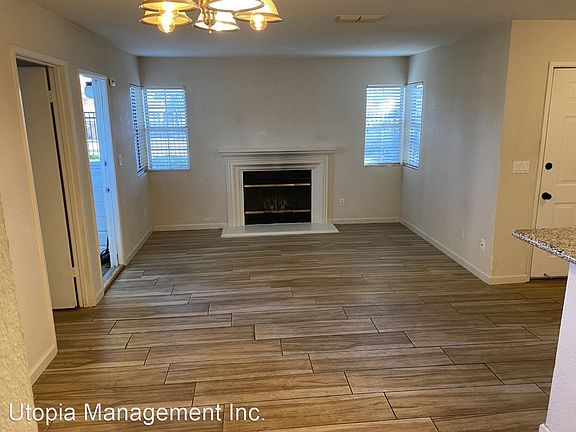 4th image of 2915 N Texas St APT 162