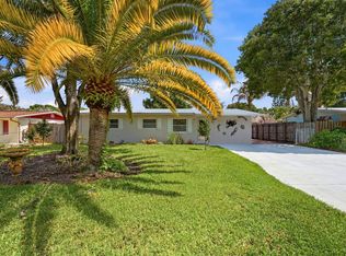 1095 NE Tuxedo Terrace, Jensen Beach, FL 34957