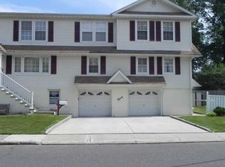 20 Velock Dr, Little Ferry, NJ 07643