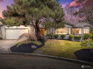 750 Northstream Ln, Edmonds, WA 98020