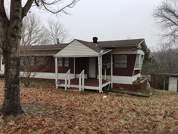 3rd image of 178 Hillcrest Dr