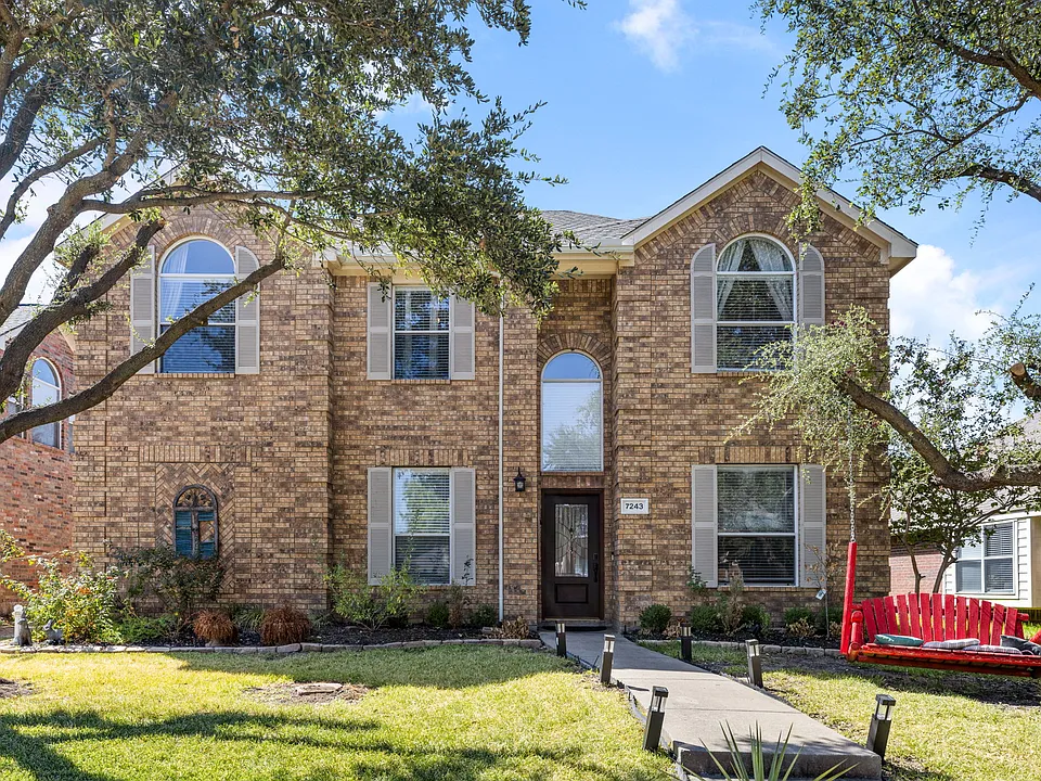 7243 Chinquapin Dr