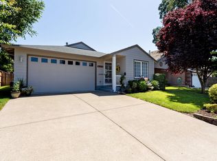 16272 Frederick St, Oregon City, OR 97045