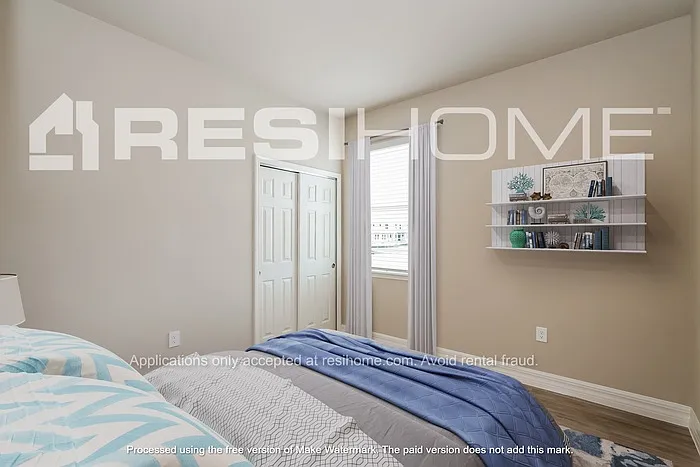 1645 Diane St — Photo 11