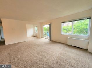 1121 University Blvd W APT 213-B, Silver Spring, MD 20902