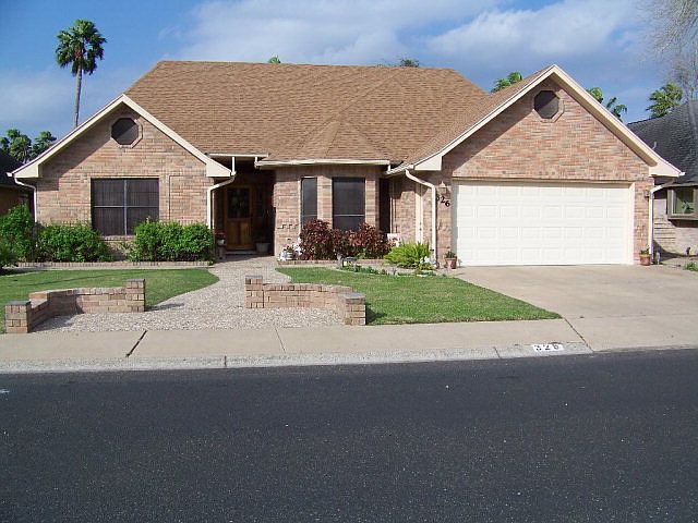 1st image of 326 Rebecca Dr