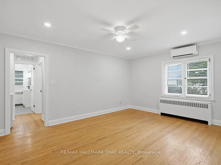 15 Parkside Dr #2 — Photo 3