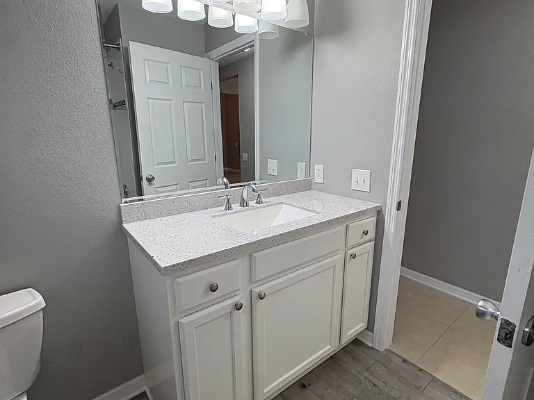 18139 Leafwood Cir — Photo 21