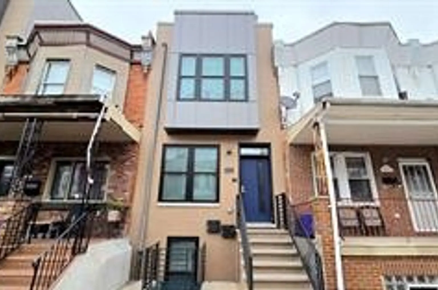 University City 3bd/3bth Bi-Level — Photo 1