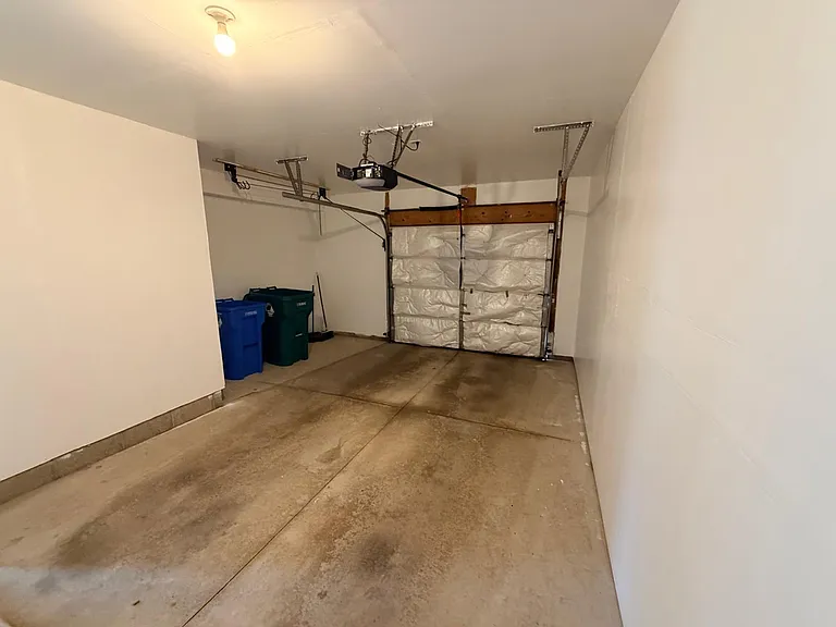 26201 Chesapeake Cir — Photo 14