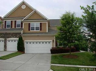 1060 Silver Gull Dr, Tega Cay, SC 29708