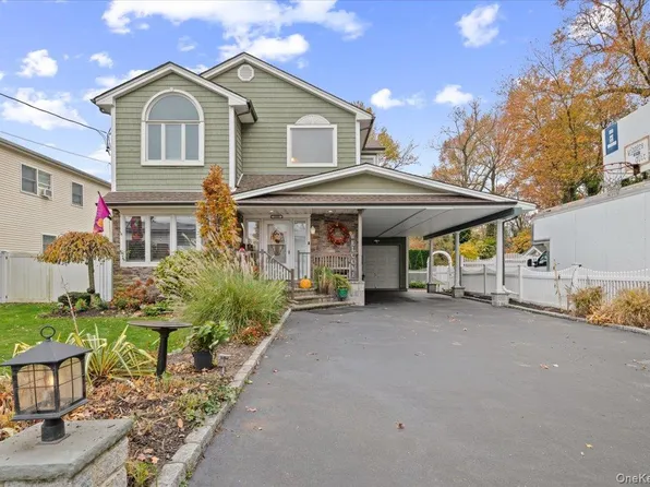 1650 Bridge Street, Merrick, NY 11566