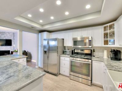 8162 Manitoba St Unit 109, Playa Del Rey, CA, 90293