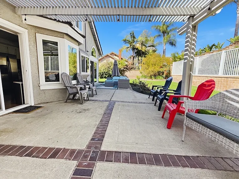 855 Avenue Bernardo — Photo 23