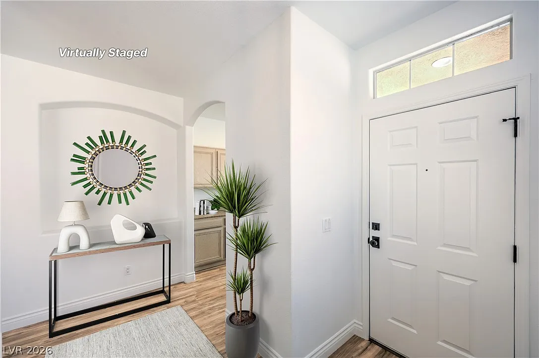 3 bed, 2.0 bath, 1539 sqft, $2,450 — Photo 1
