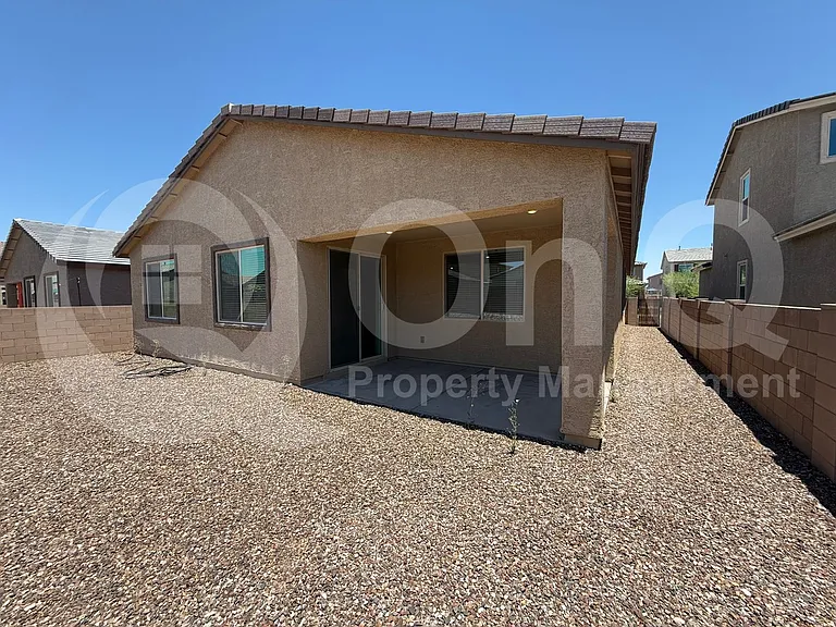 6704 E Caminito La Piscina — Photo 32