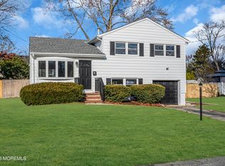 203 Colonial Dr, Brick, NJ 08724