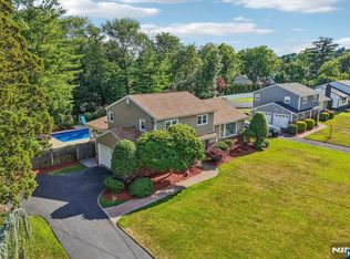 33 Maria Dr, Hillsdale, NJ 07642