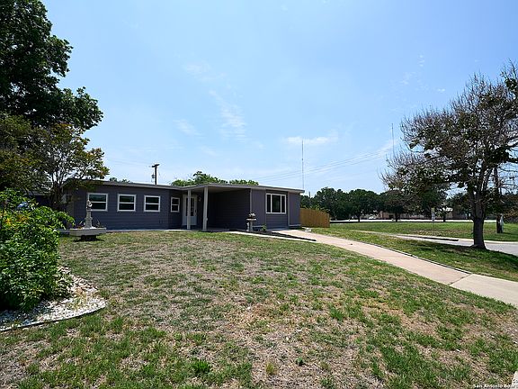 5th image of 202 HIALEAH AVE
