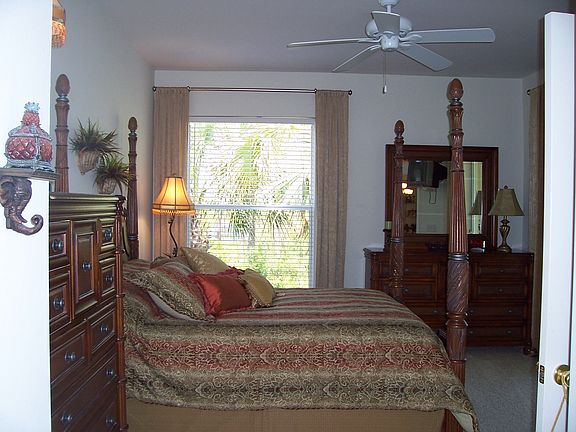 5th image of 23089 Lone Oak Dr